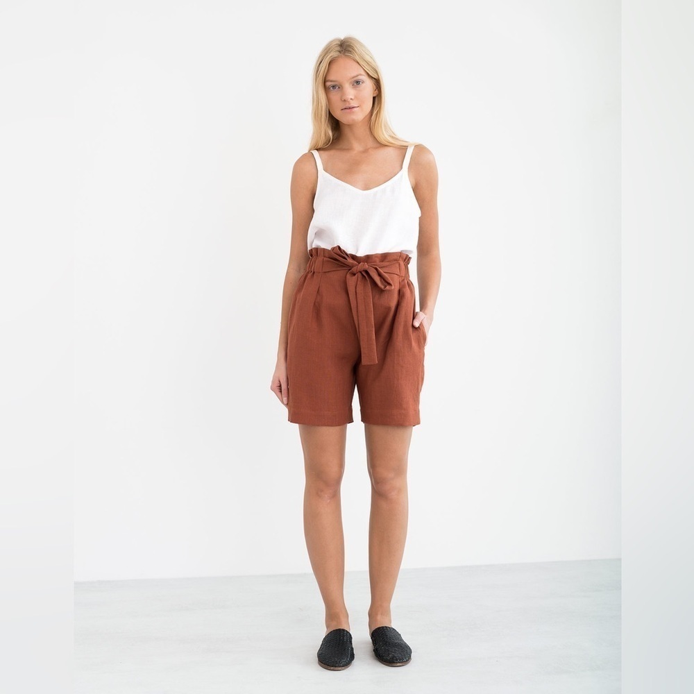 LUSH linen pleated drapey shorts, small